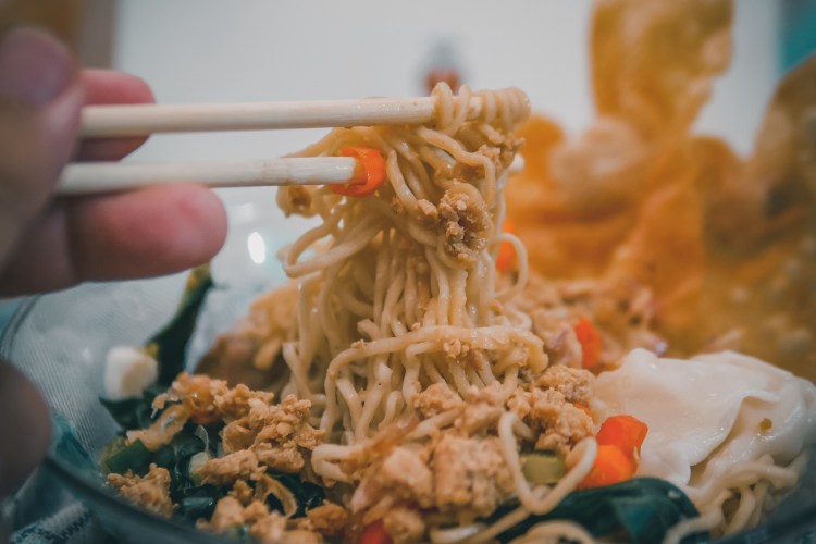 Mie Ayam Halal Lezat